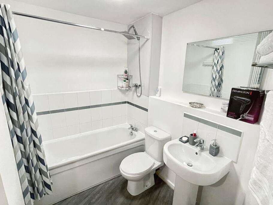 Cityfront Modern Apt Near City Centre/Etihad, Free Parking Manchester Exterior foto