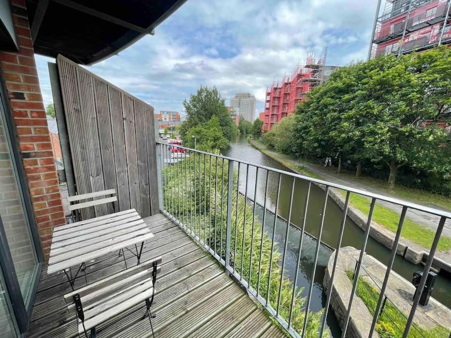 Cityfront Modern Apt Near City Centre/Etihad, Free Parking Manchester Exterior foto